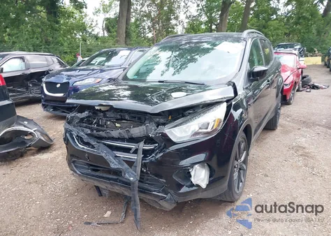 2018 Ford Escape Se из США, поврежденный, VIN 1FMCU0GDXJUB40105